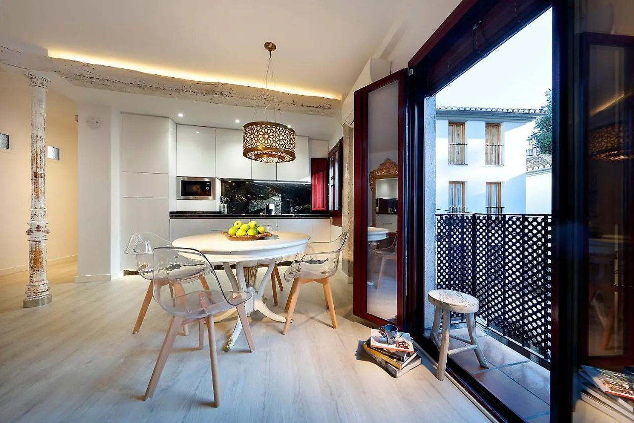 Art Chapiz Apartments Granada
