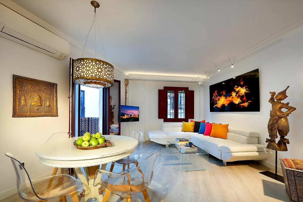 Art Chapiz Apartments Granada Spain
